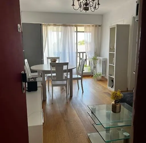 Bel 5 Minutes De La * Cabourg